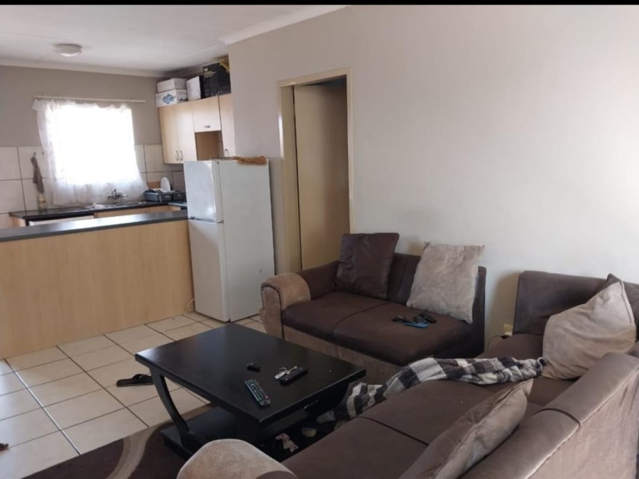 1 Bedroom Property for Sale in Newmark Estate Gauteng