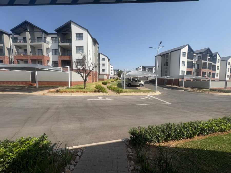To Let 1 Bedroom Property for Rent in North Riding Gauteng
