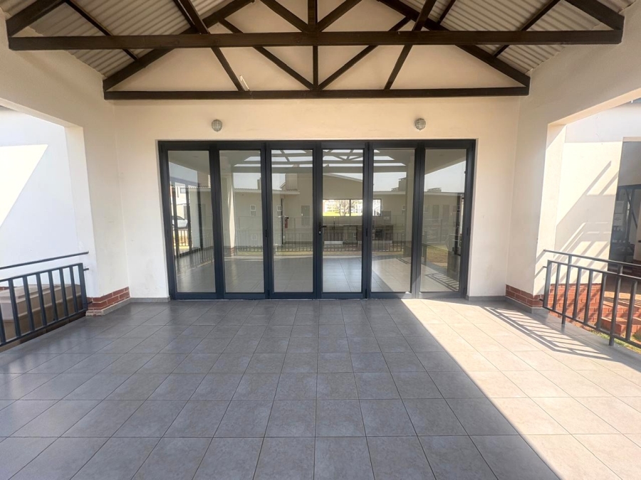 To Let 1 Bedroom Property for Rent in North Riding Gauteng