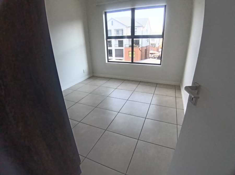 To Let 3 Bedroom Property for Rent in Olivedale Gauteng