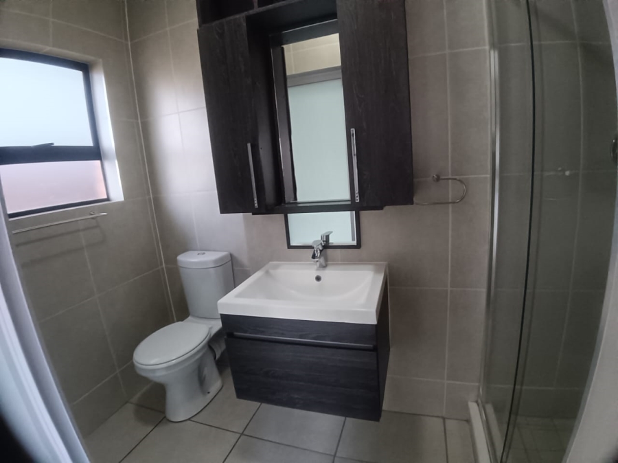 To Let 3 Bedroom Property for Rent in Olivedale Gauteng