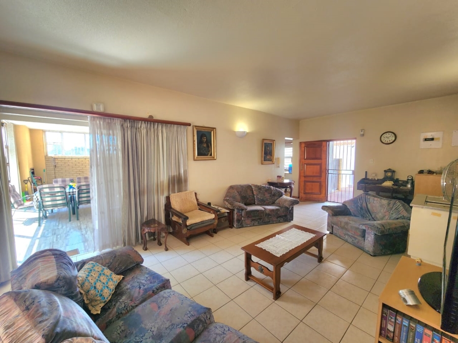 2 Bedroom Property for Sale in Glenanda Gauteng