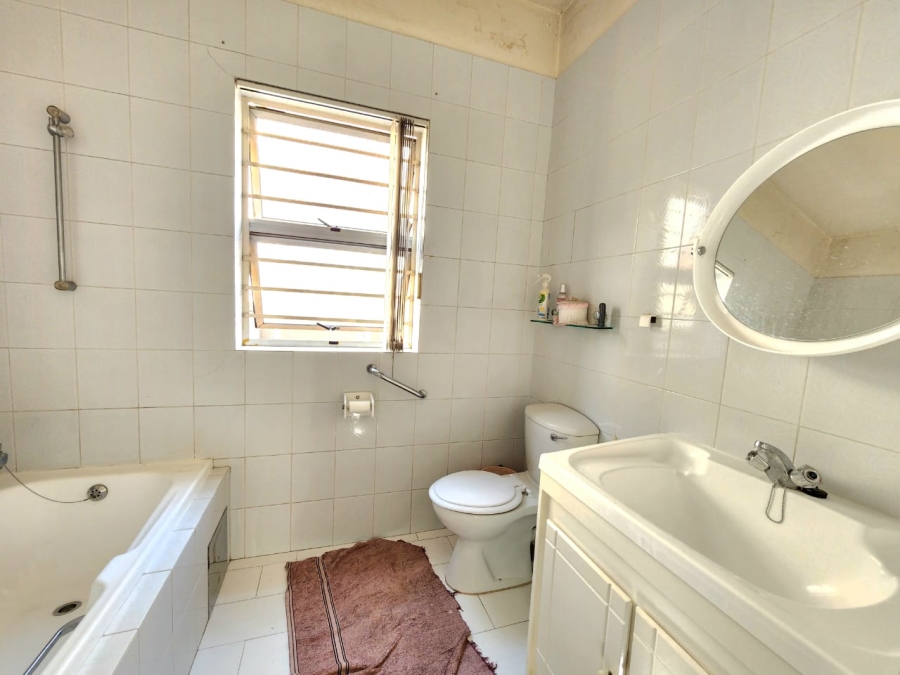 2 Bedroom Property for Sale in Glenanda Gauteng