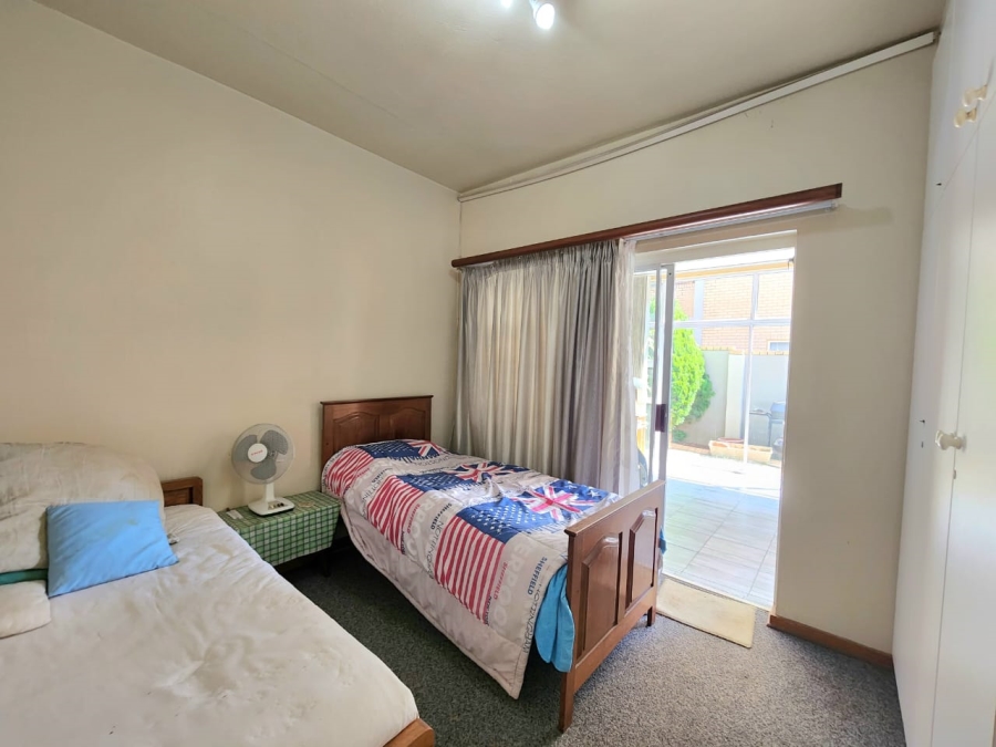2 Bedroom Property for Sale in Glenanda Gauteng
