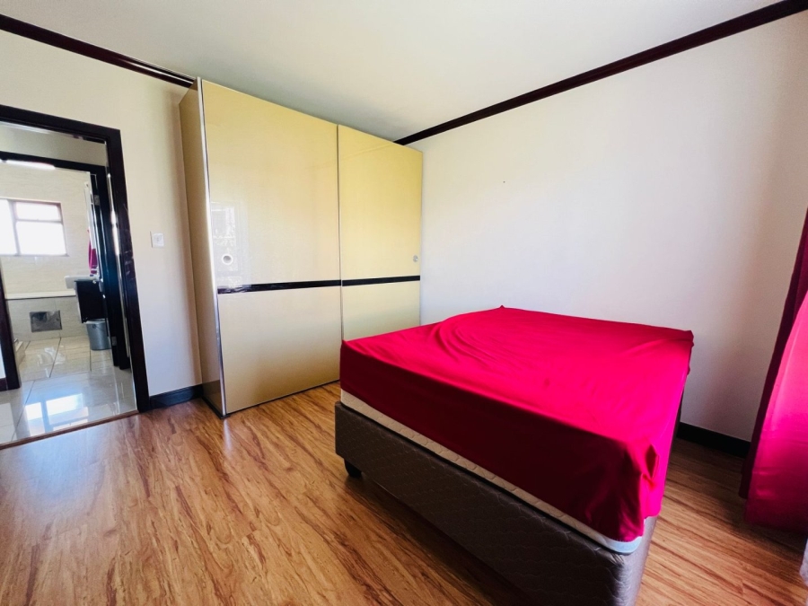 To Let 2 Bedroom Property for Rent in Maroeladal Gauteng