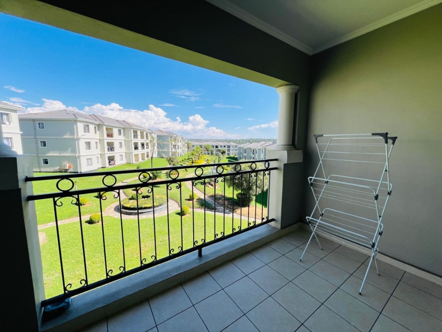 To Let 2 Bedroom Property for Rent in Maroeladal Gauteng
