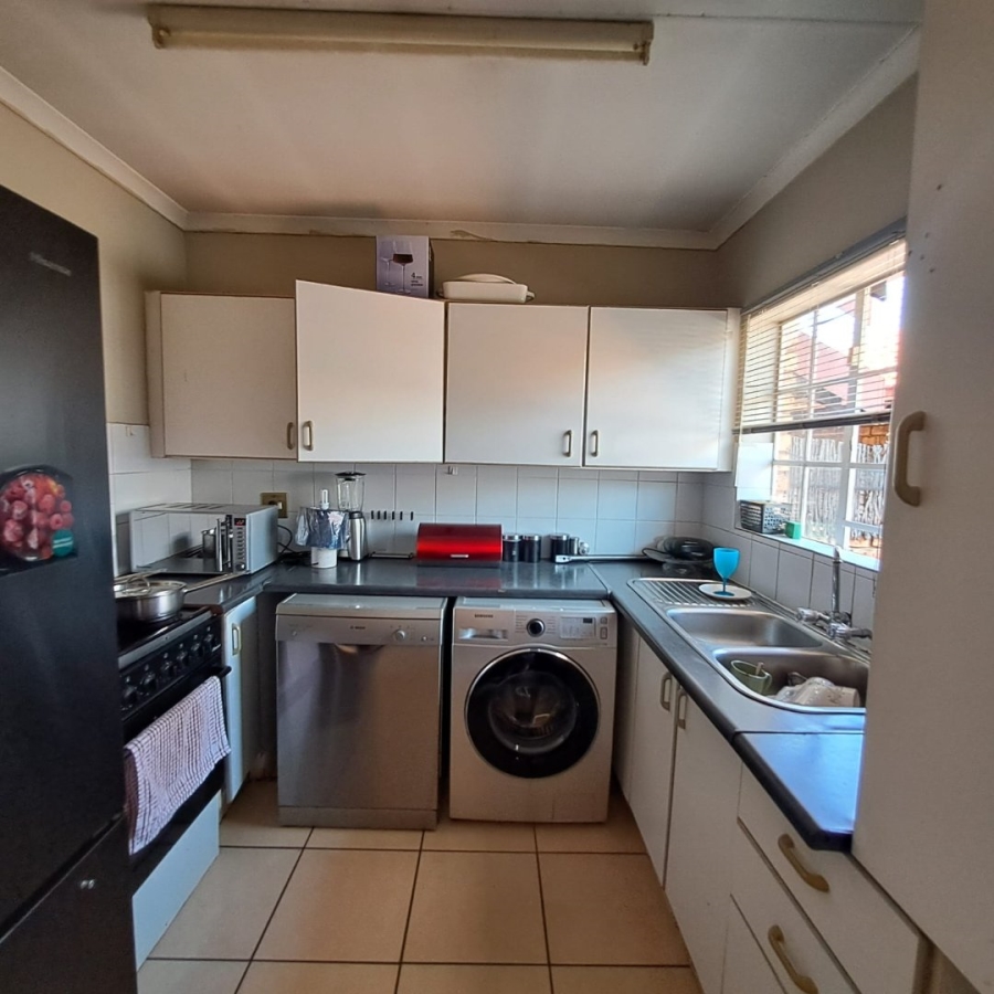 2 Bedroom Property for Sale in Amandasig Gauteng