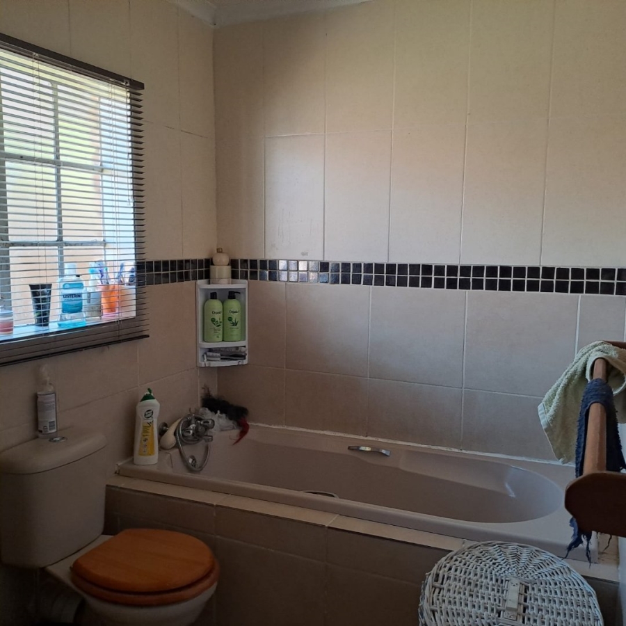 2 Bedroom Property for Sale in Amandasig Gauteng