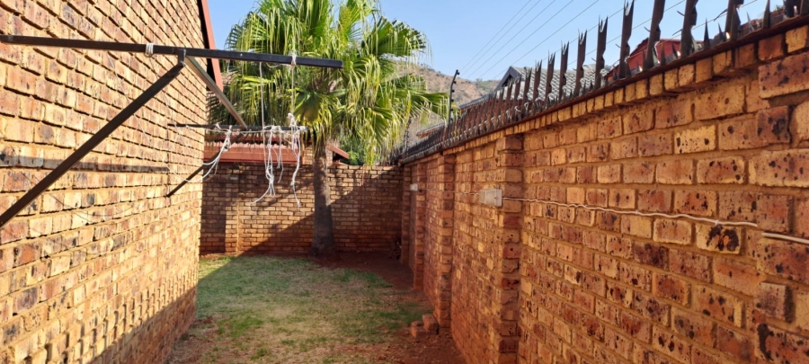 2 Bedroom Property for Sale in Amandasig Gauteng