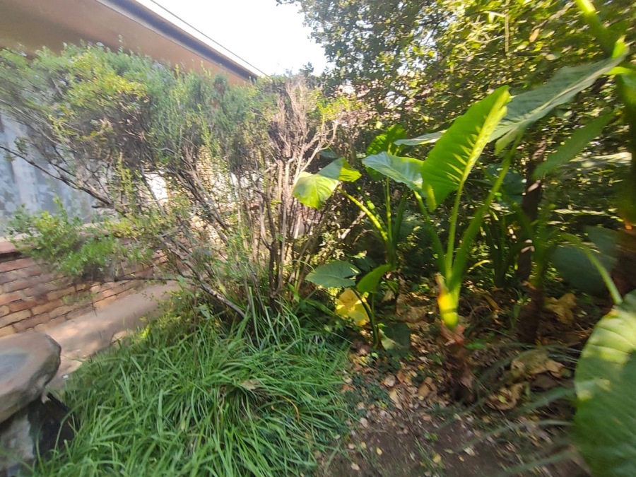 4 Bedroom Property for Sale in Waverley Gauteng