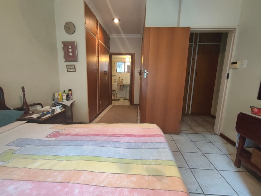 4 Bedroom Property for Sale in Waverley Gauteng