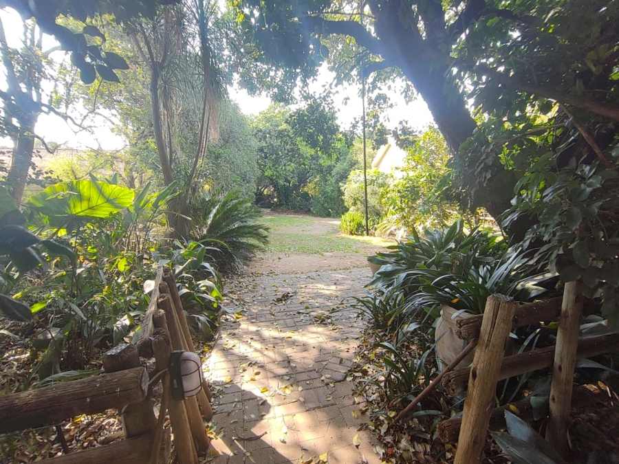 4 Bedroom Property for Sale in Waverley Gauteng