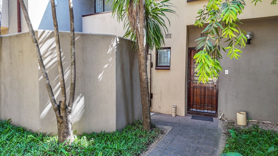 3 Bedroom Property for Sale in Corlett Gardens Gauteng