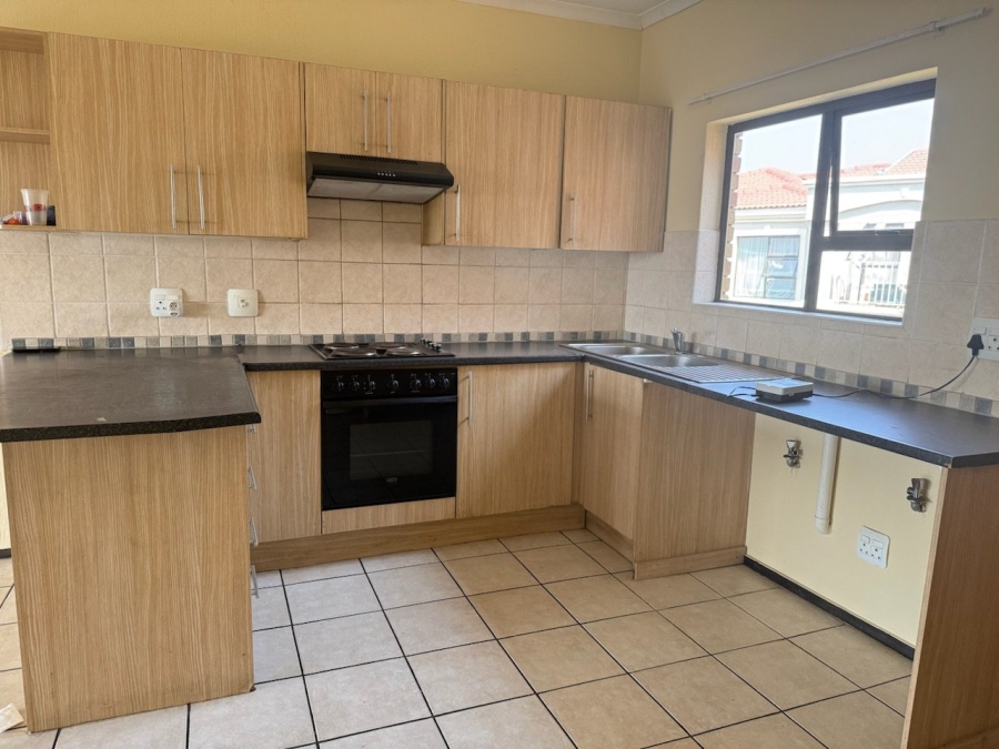 To Let 2 Bedroom Property for Rent in Northwold Gauteng