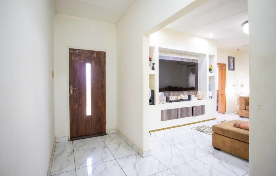 10 Bedroom Property for Sale in Pretoria Gardens Gauteng