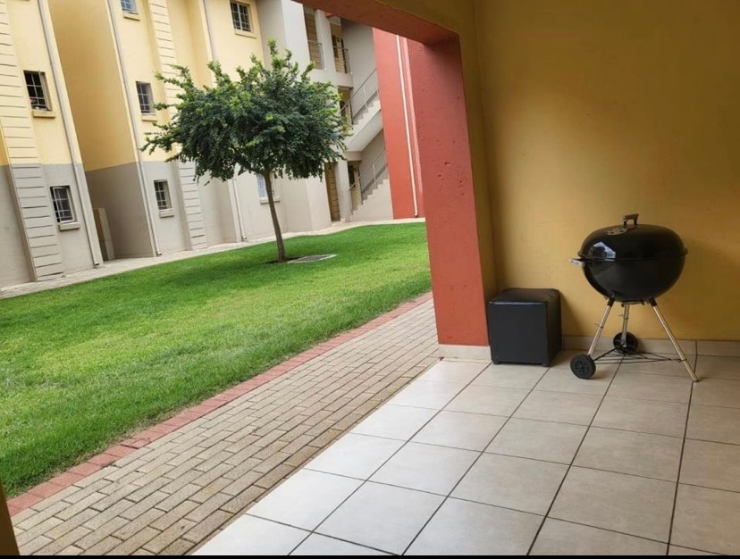 To Let  Bedroom Property for Rent in Monavoni Gauteng