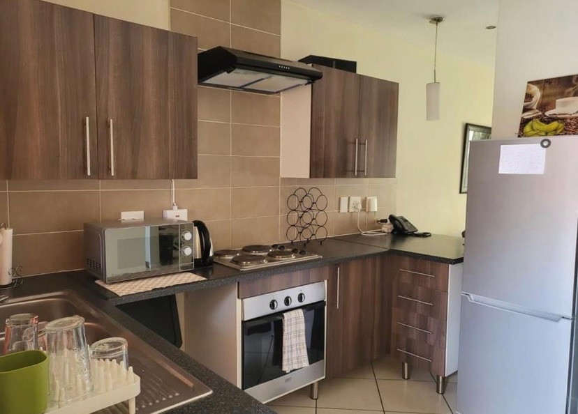 To Let  Bedroom Property for Rent in Monavoni Gauteng