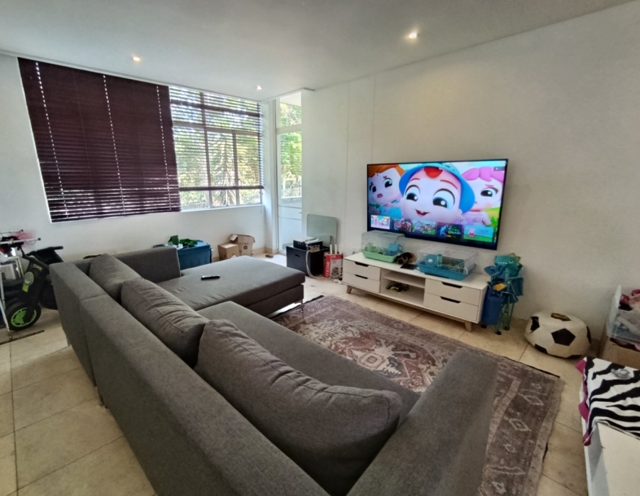 To Let 2 Bedroom Property for Rent in Illovo Gauteng