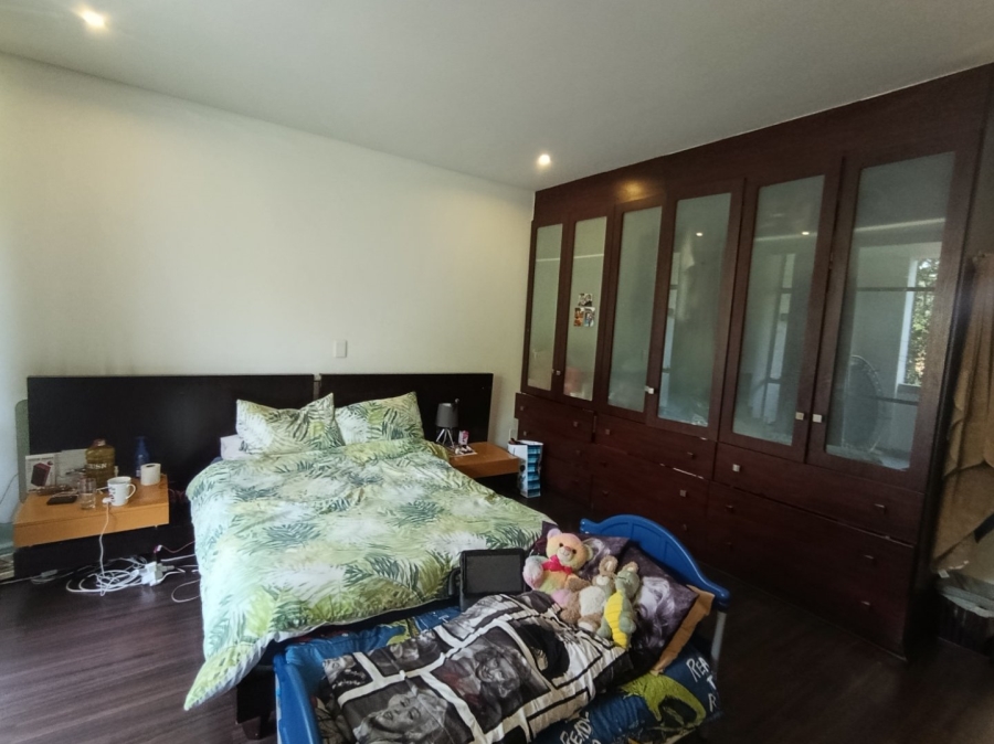 To Let 2 Bedroom Property for Rent in Illovo Gauteng