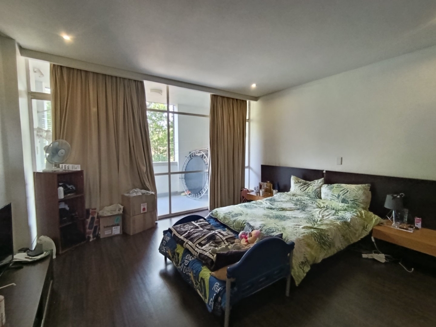 To Let 2 Bedroom Property for Rent in Illovo Gauteng