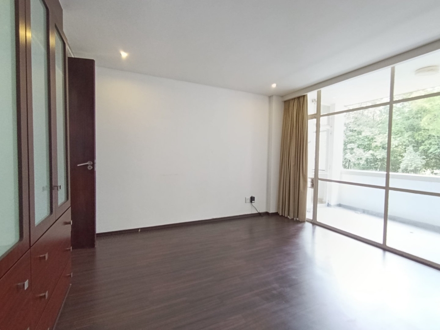 To Let 2 Bedroom Property for Rent in Illovo Gauteng