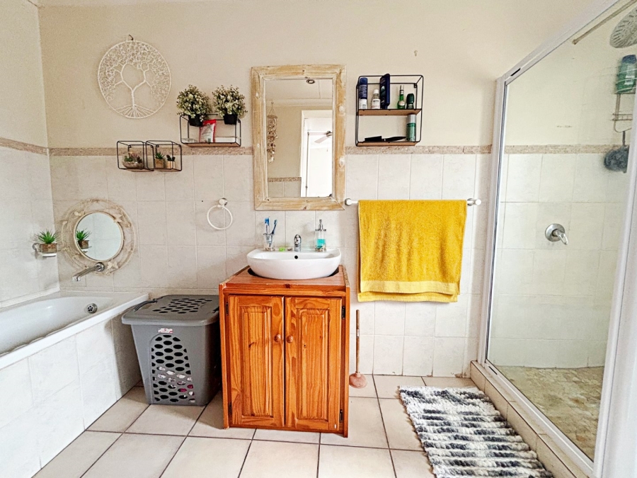 3 Bedroom Property for Sale in Valhalla Gauteng