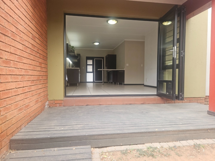 2 Bedroom Property for Sale in Douglasdale Gauteng