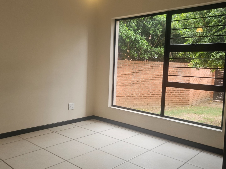 2 Bedroom Property for Sale in Douglasdale Gauteng