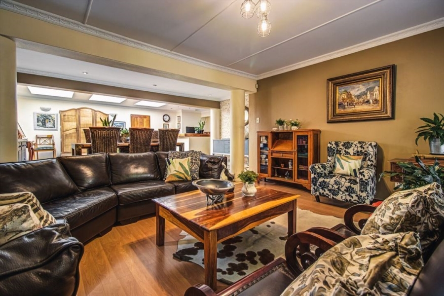 5 Bedroom Property for Sale in Aston Manor Gauteng