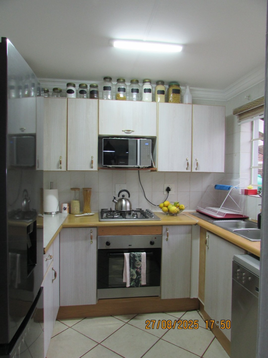 2 Bedroom Property for Sale in Bester Gauteng