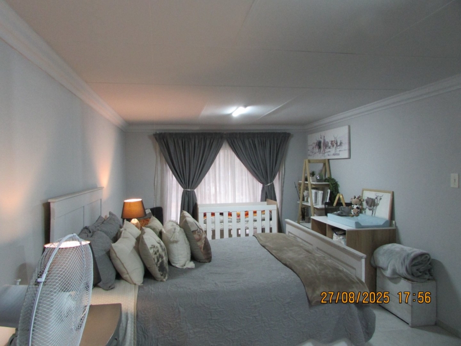 2 Bedroom Property for Sale in Bester Gauteng