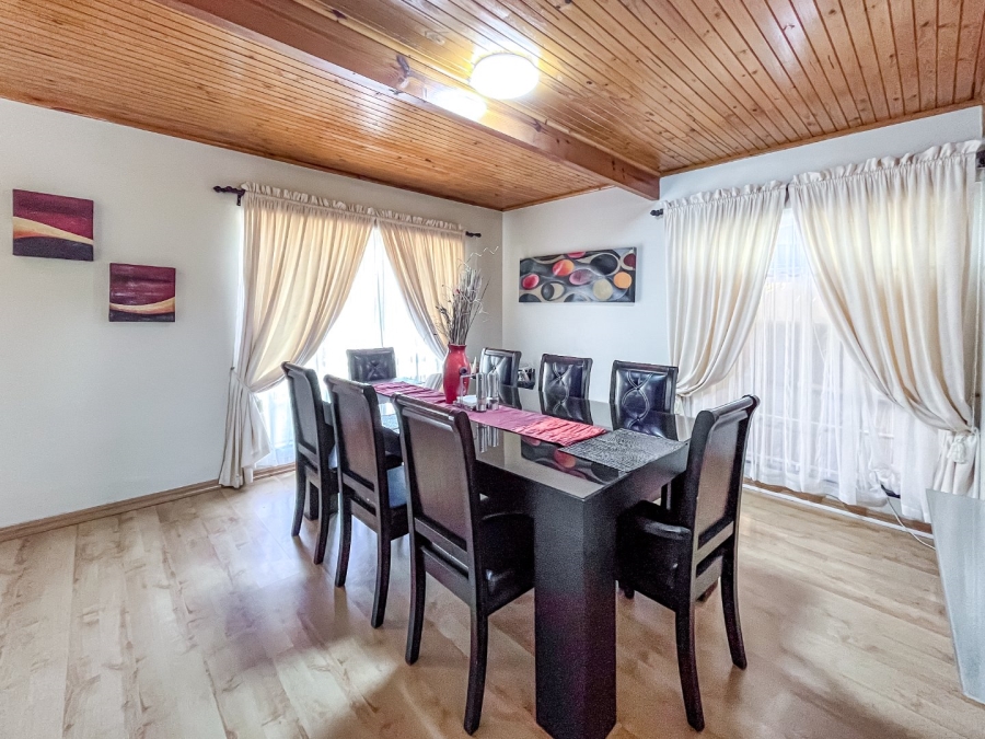 3 Bedroom Property for Sale in Mondeor Gauteng