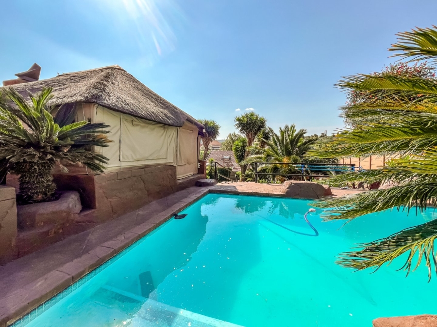 3 Bedroom Property for Sale in Mondeor Gauteng