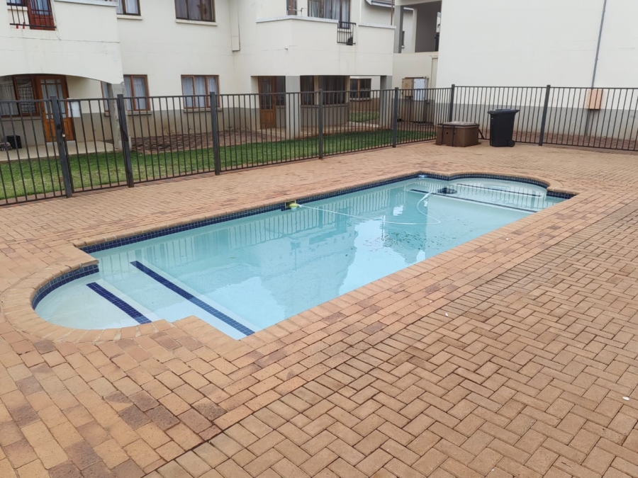 2 Bedroom Property for Sale in Hesteapark Gauteng