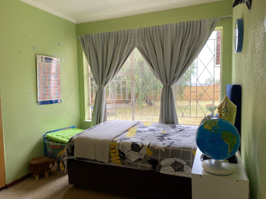 3 Bedroom Property for Sale in Wilro Park Gauteng