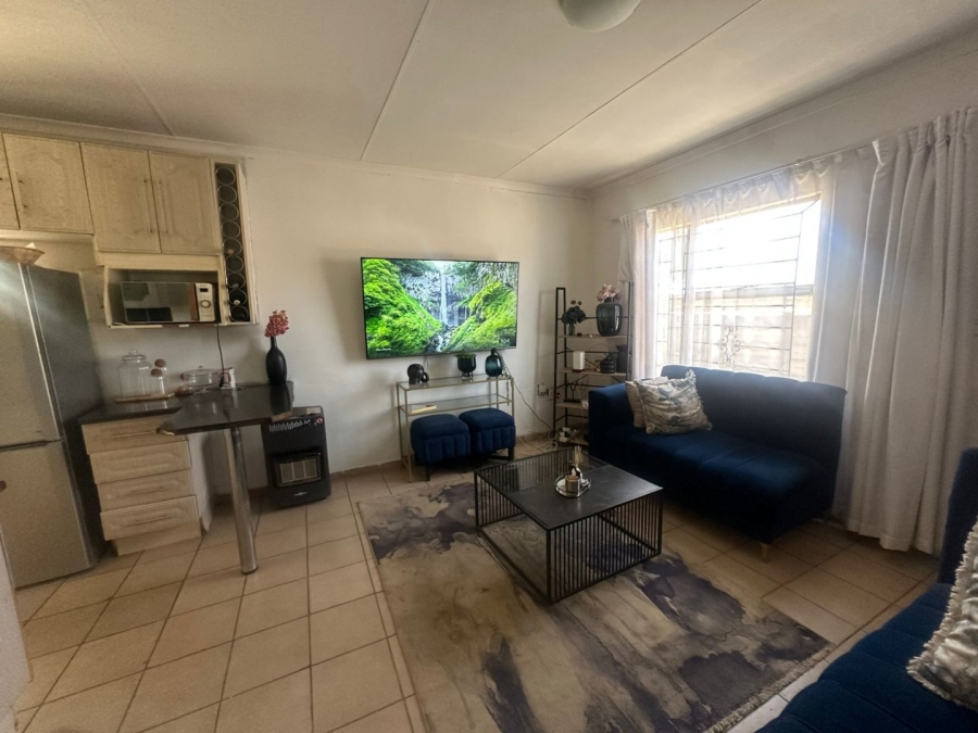 2 Bedroom Property for Sale in Vanderbijlpark CE 3 Gauteng