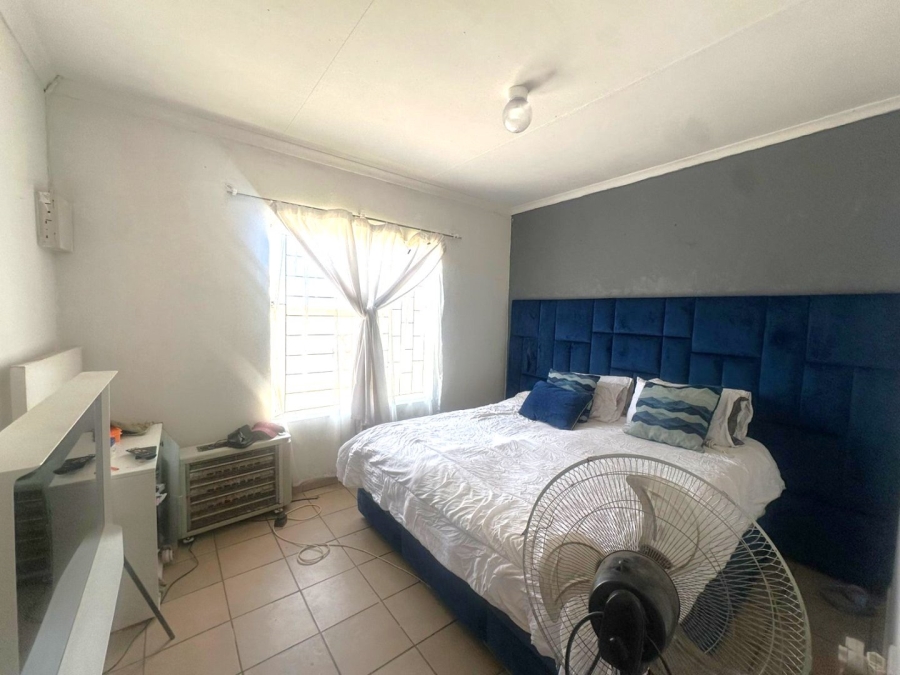 2 Bedroom Property for Sale in Vanderbijlpark CE 3 Gauteng