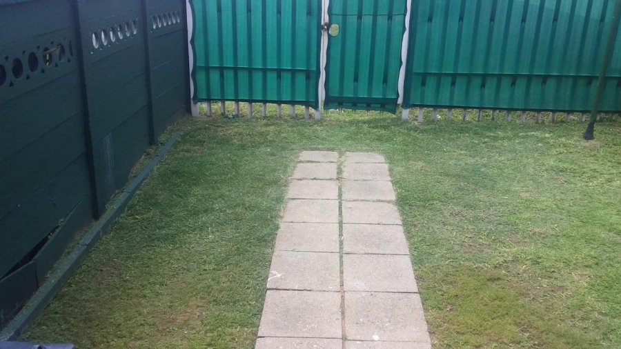 3 Bedroom Property for Sale in Chrisville Gauteng