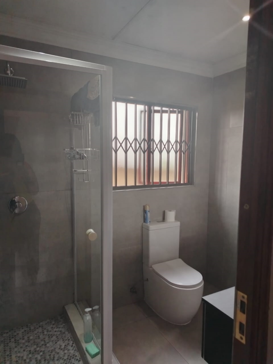 3 Bedroom Property for Sale in Kosmosdal Gauteng