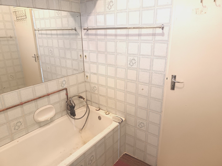 2 Bedroom Property for Sale in Turffontein Gauteng