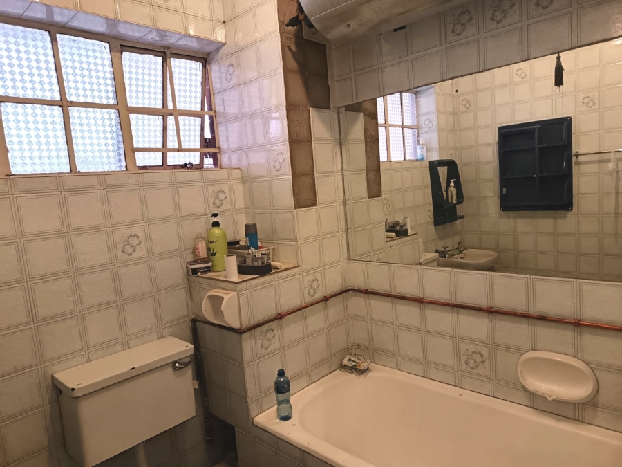 2 Bedroom Property for Sale in Turffontein Gauteng