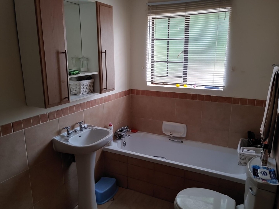 2 Bedroom Property for Sale in Highveld Gauteng