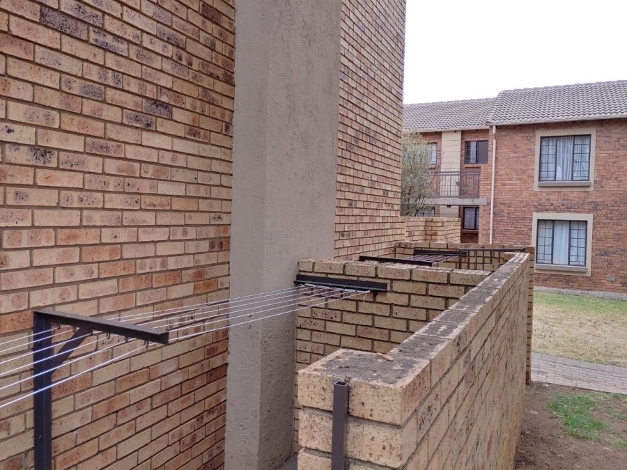 2 Bedroom Property for Sale in Highveld Gauteng