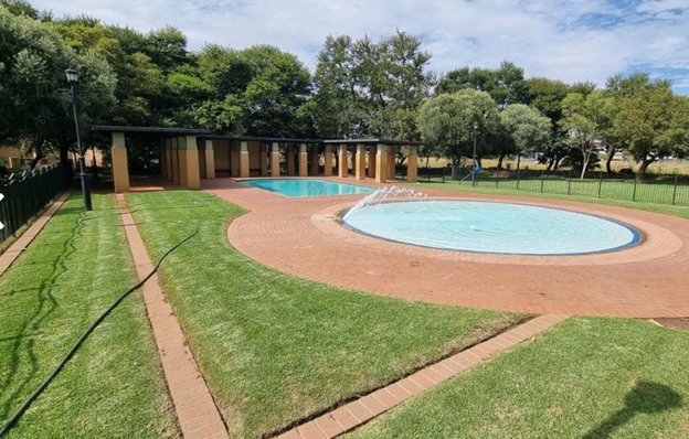 2 Bedroom Property for Sale in Highveld Gauteng