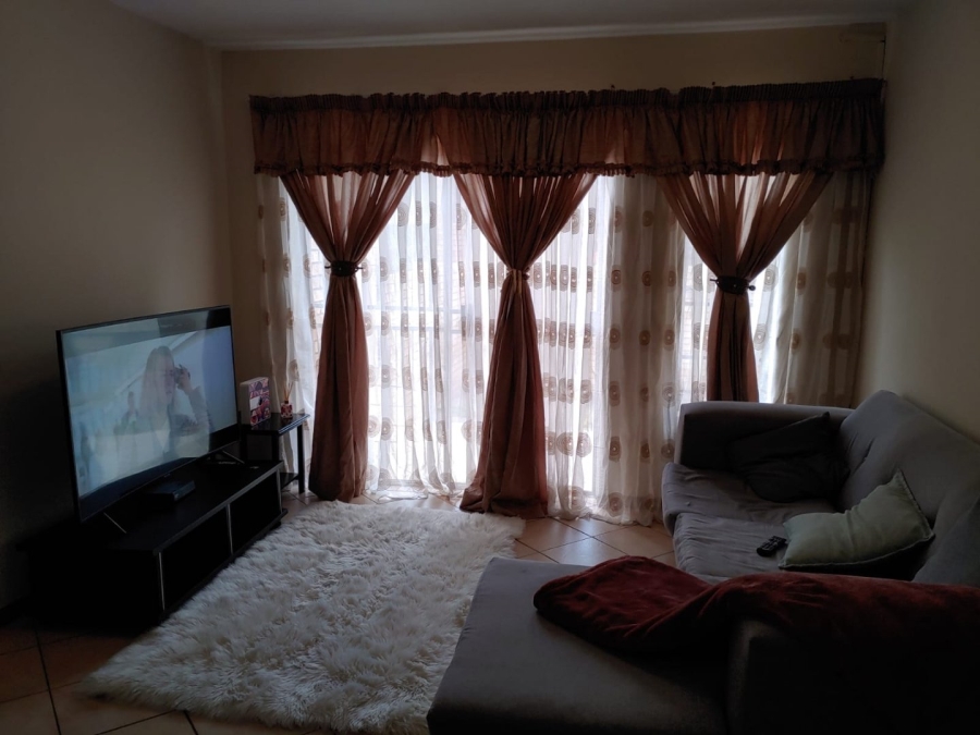2 Bedroom Property for Sale in Highveld Gauteng
