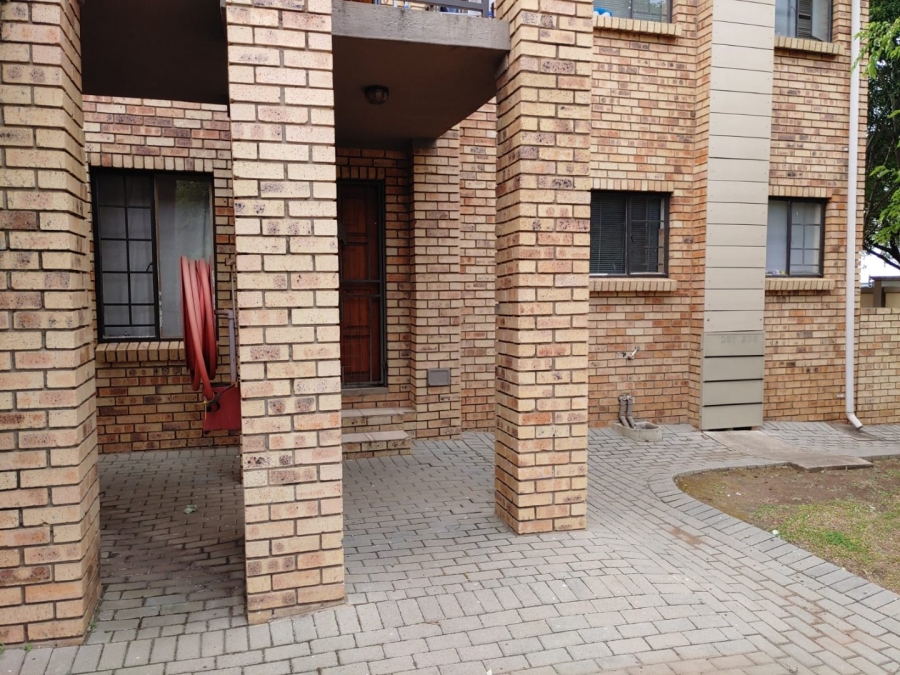 2 Bedroom Property for Sale in Highveld Gauteng