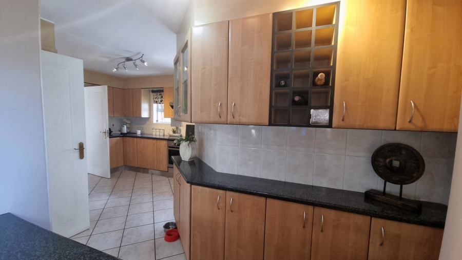 4 Bedroom Property for Sale in Brentwood Gauteng