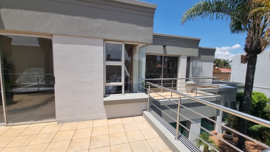 4 Bedroom Property for Sale in Brentwood Gauteng