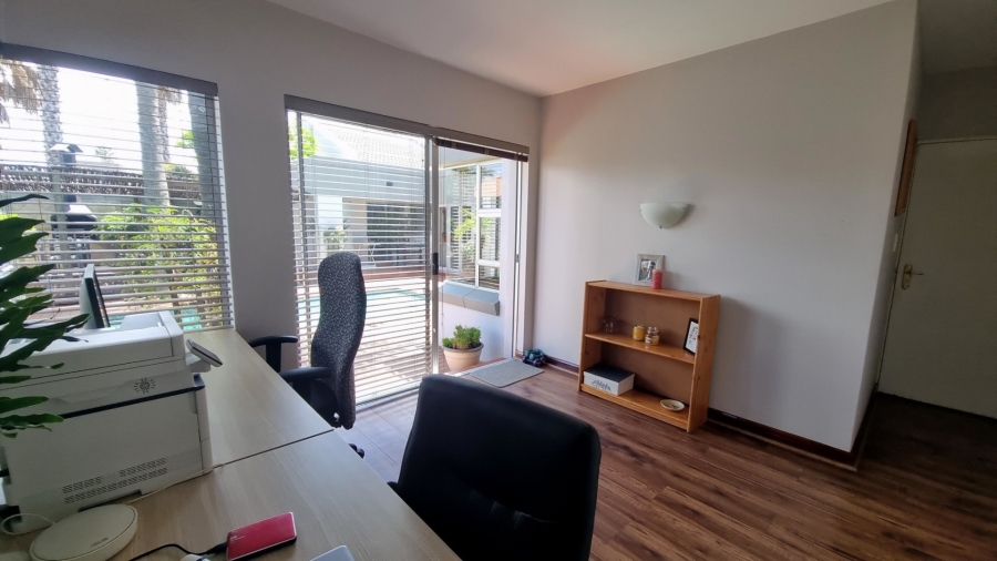 4 Bedroom Property for Sale in Brentwood Gauteng