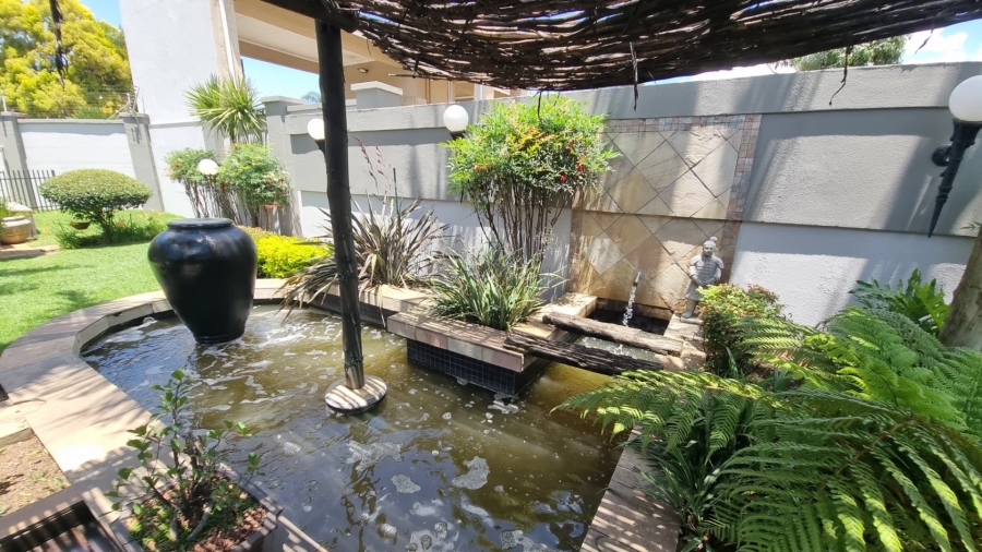 4 Bedroom Property for Sale in Brentwood Gauteng